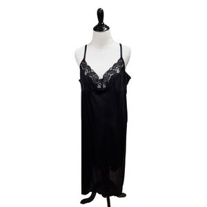 Vassarette Women's Size 28 Slip Adjustable Vintage Lace Trim Plus Size Nylon